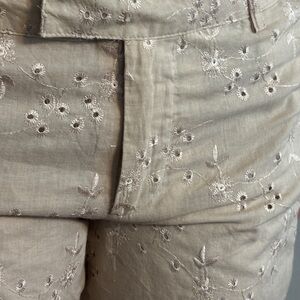 Floral Embroidered Beige Pants